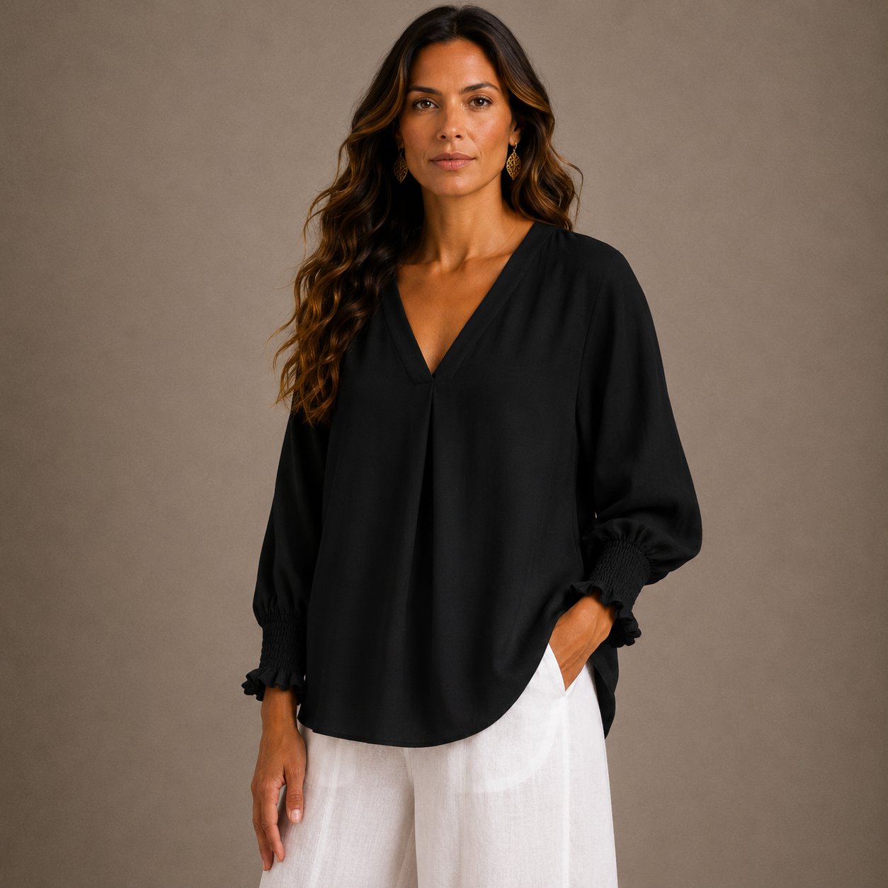 Leila – Blusa túnica clásica con escote en V