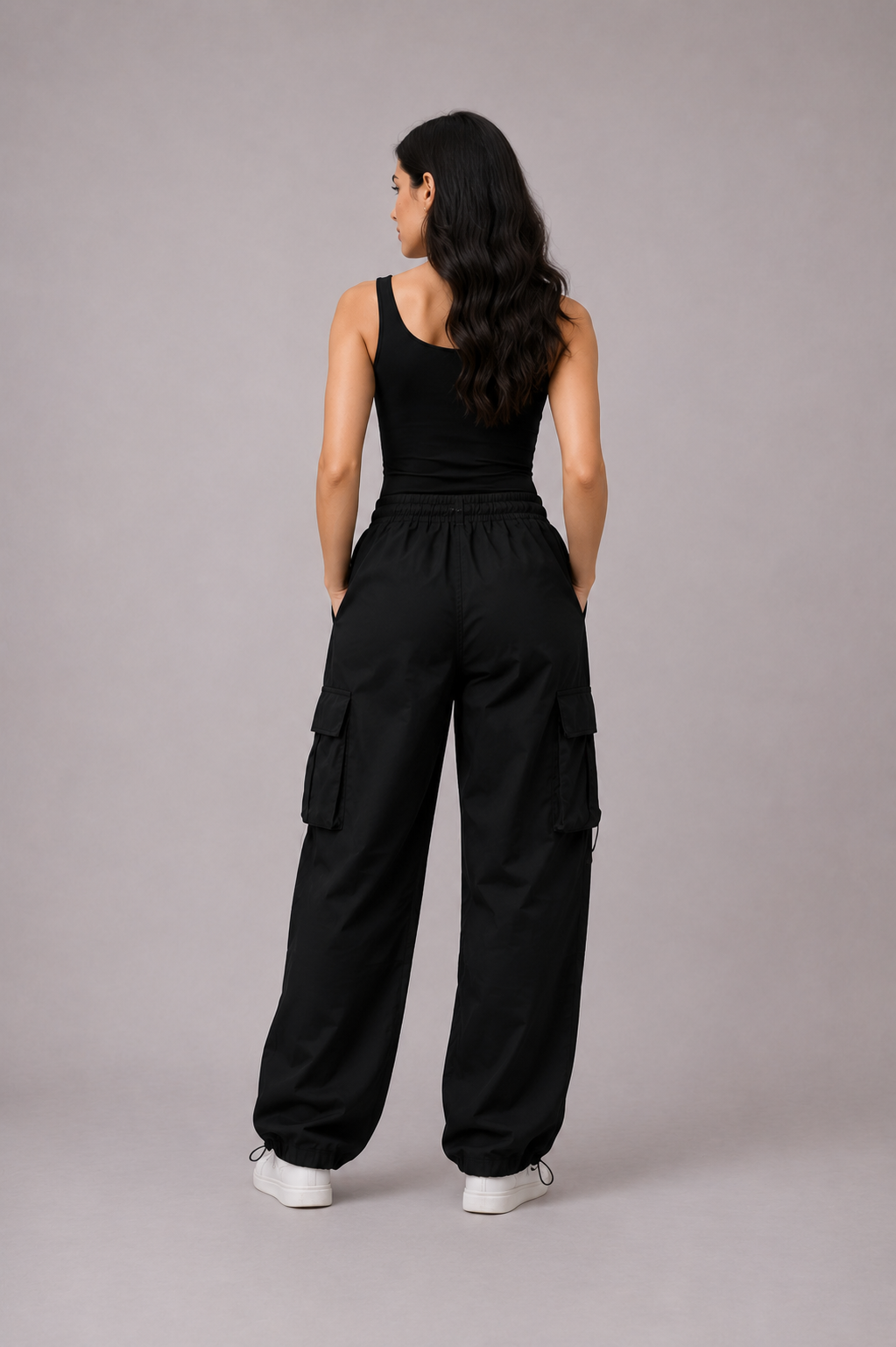 Malú - Pantalones cargo acampanados