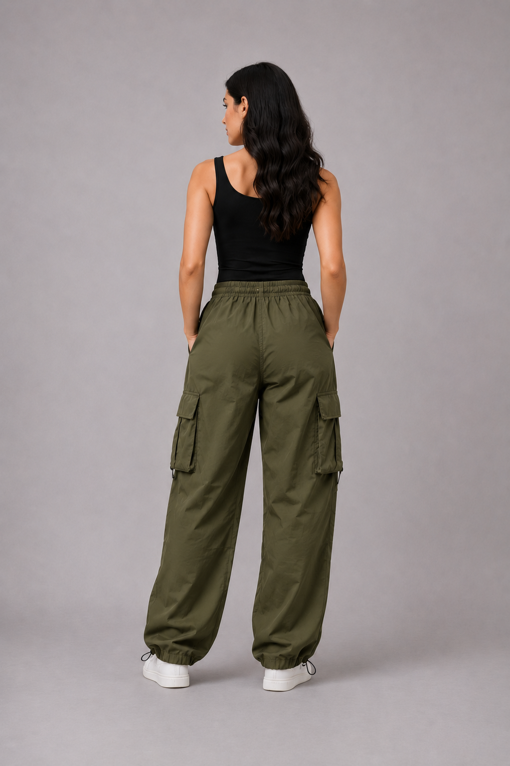 Malú - Pantalones cargo acampanados