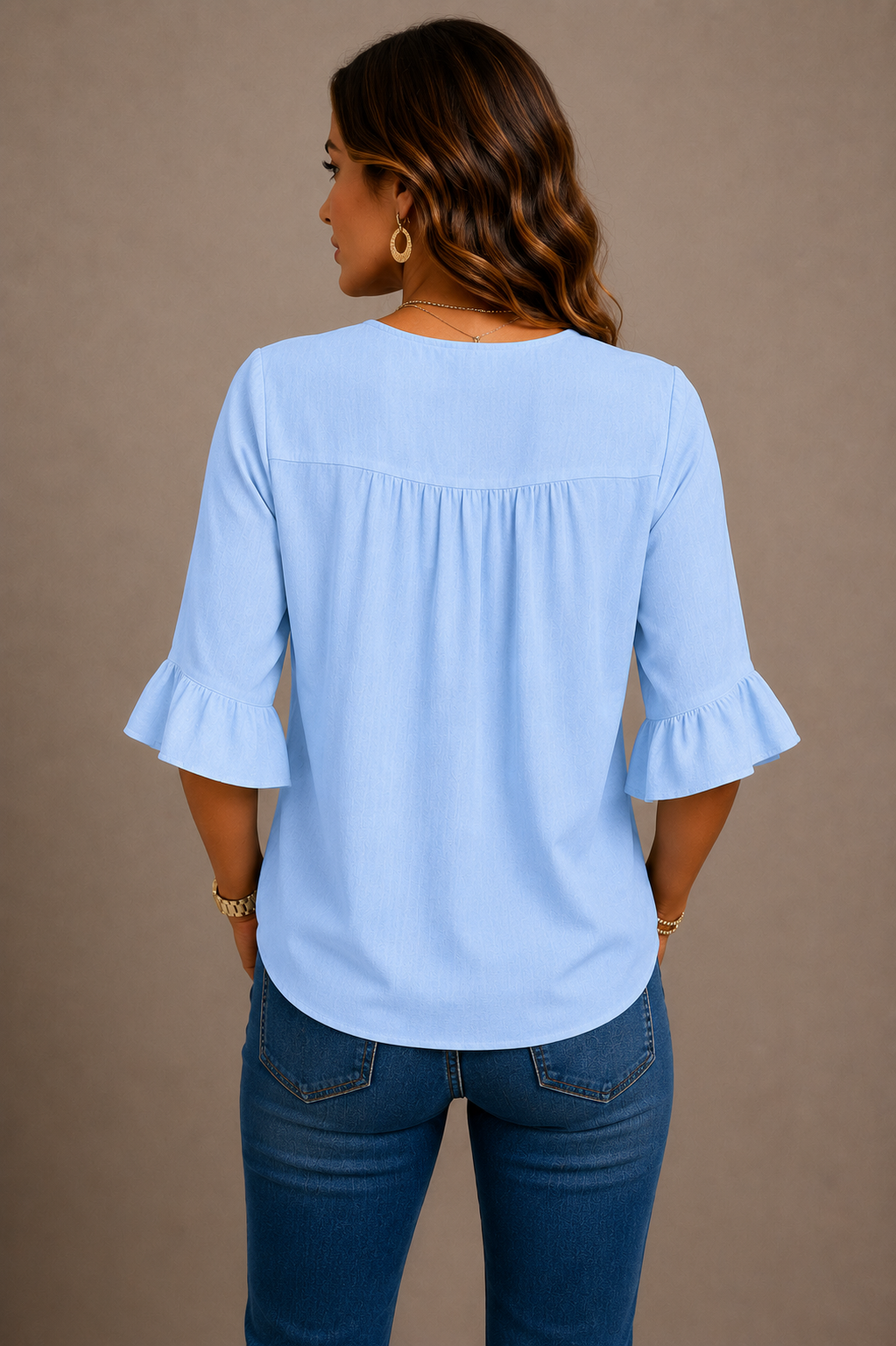 Julia - Blusa de algodón y lino liso con botones de madera y volantes