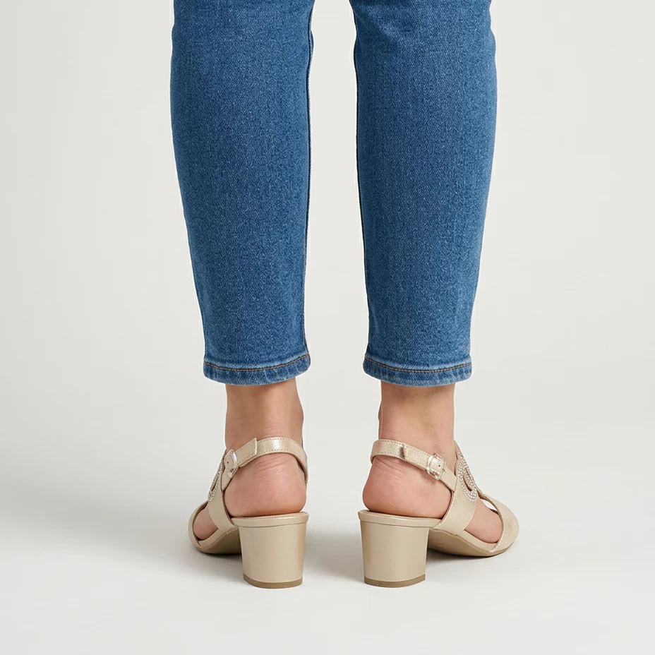 Athenea- Sandalia cómoda para mujer con tacón